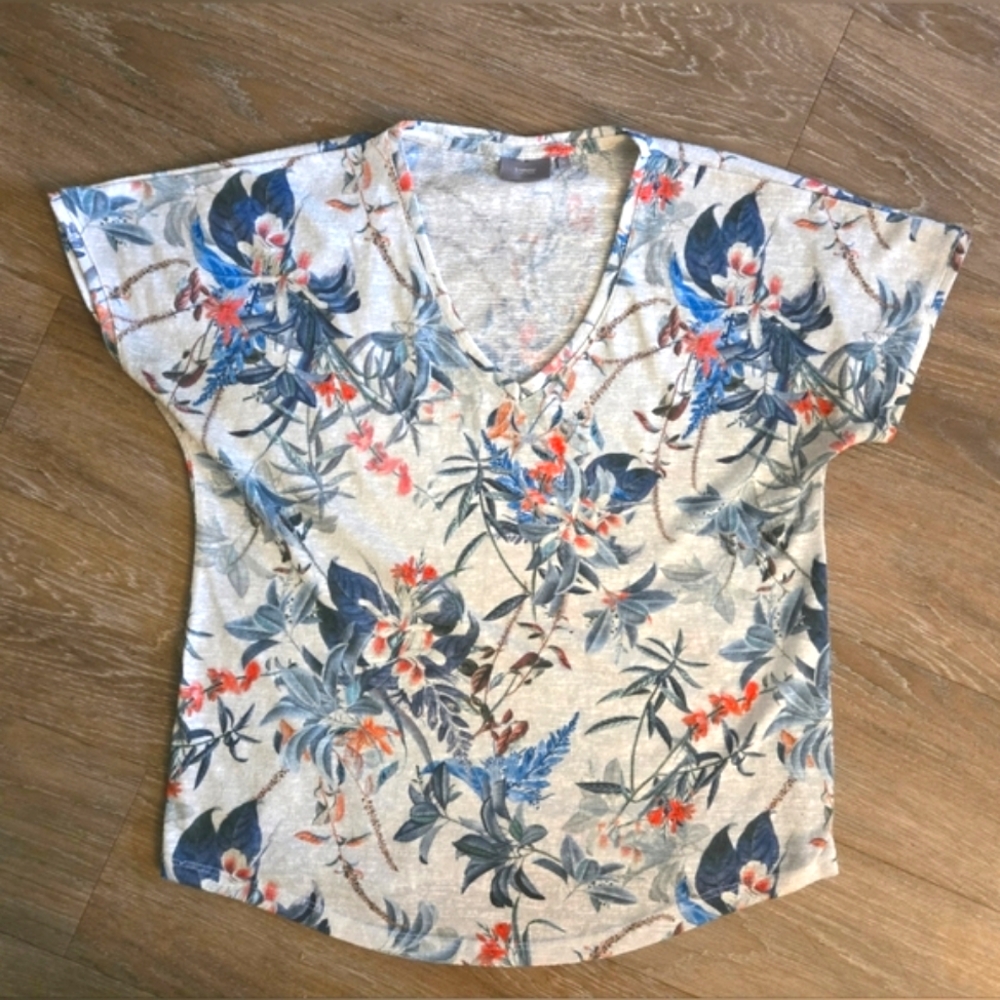 ✨️HOST PICK✨️ B. Young Floral Botanical V-Neck Linen Blend Blouse